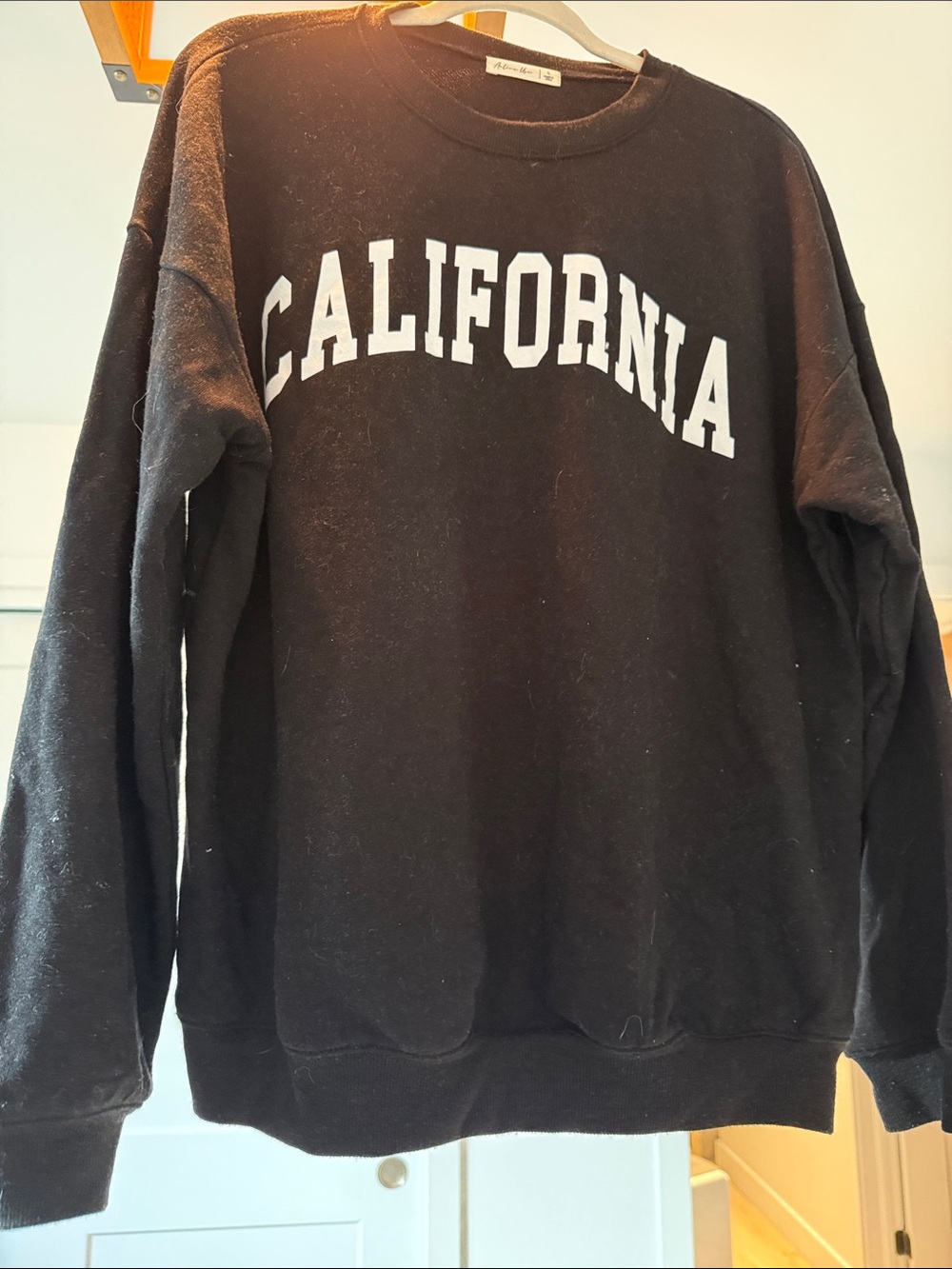 Active USA Black 'CALIFORNIA' Crewneck Sweatshirt